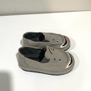 CARTERS gray baby shark slip on canvas shoe size 5